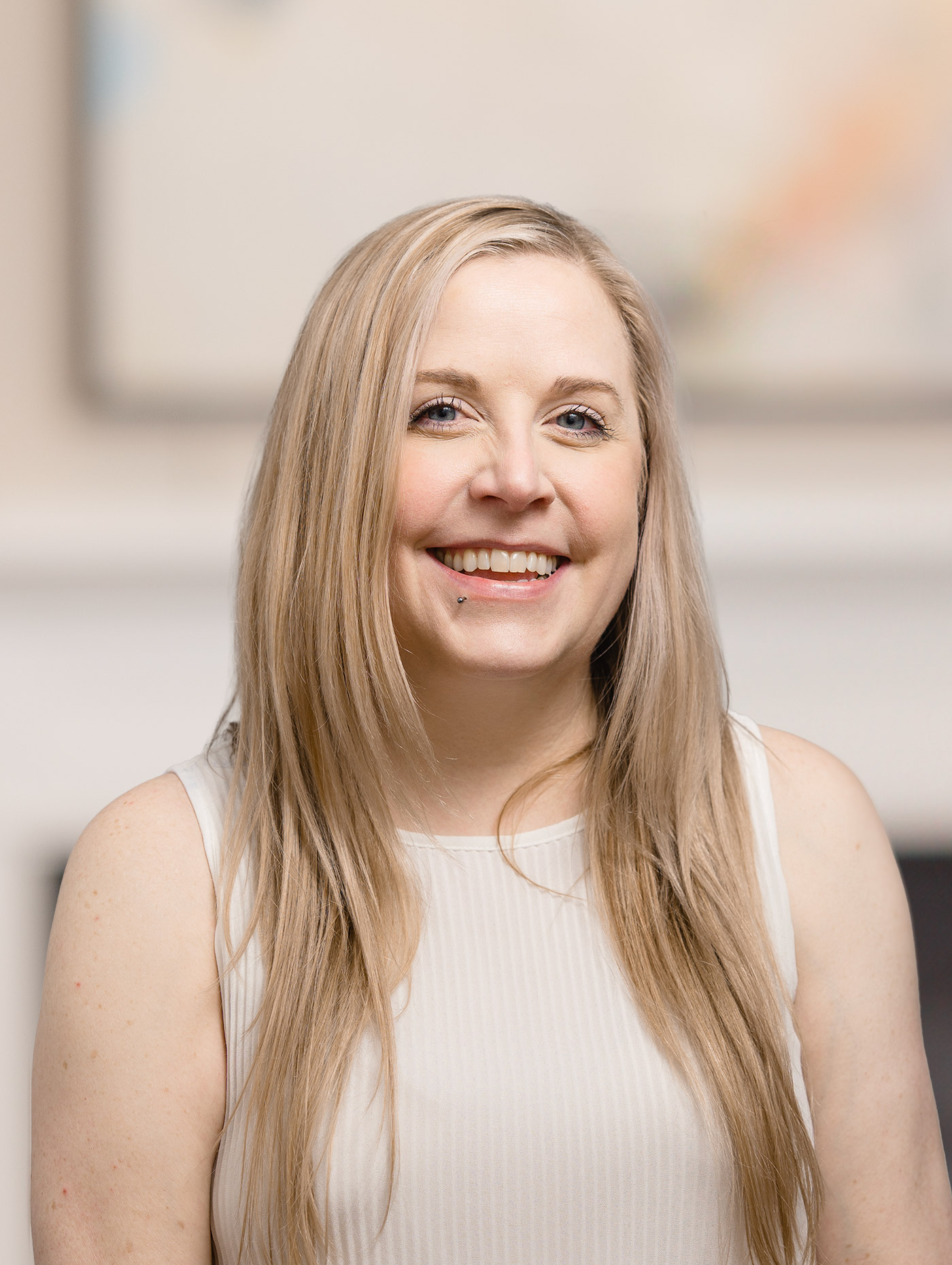 Stacy Spakowsky headshot